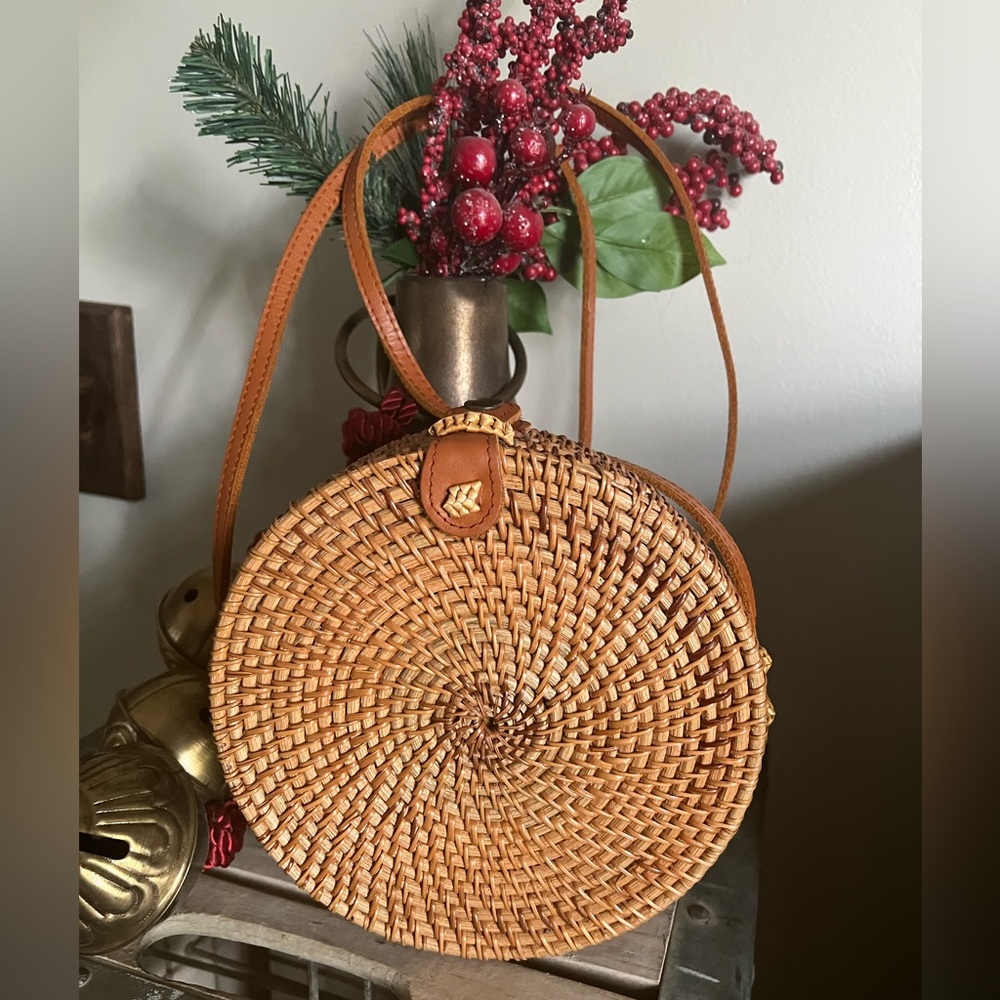 Round Wicker Rattan Shoulder Bag Purse Bohemian - Picture 1 of 5